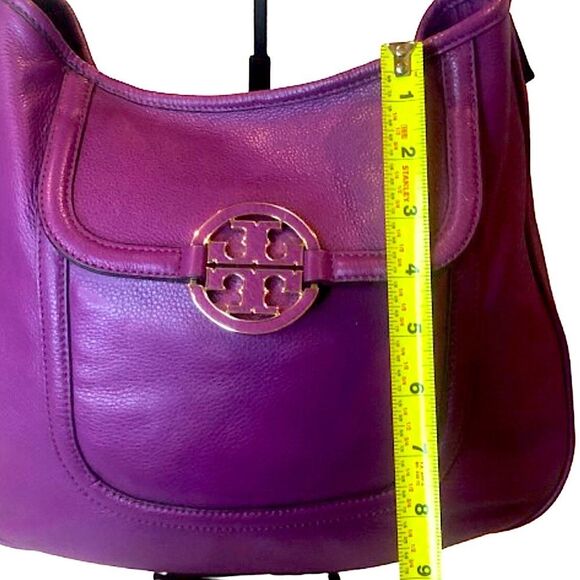 TORY BURCH Amanda Hobo Purple Tumbled Leather Front Pocket Oversized Bag - Picture 8 of 17